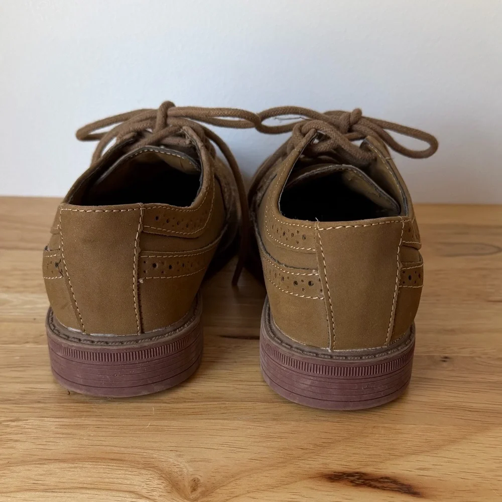 Boys dress shoes, size 13